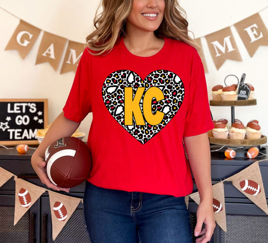 KC Leopard Arrowhead Heart - Tee